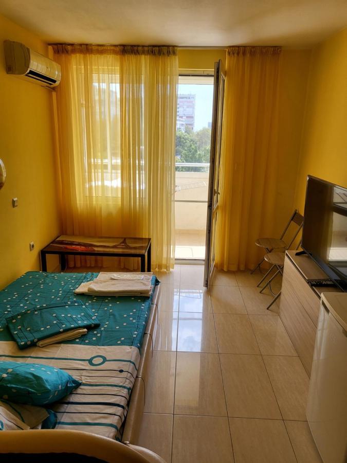 Apartamenti Ivaia 2 Varna Exterior photo